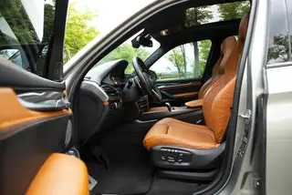 BMW X5 M 2015 X5 M interior photo 11 BMW X5 M 2015 X5 M interior photo 11