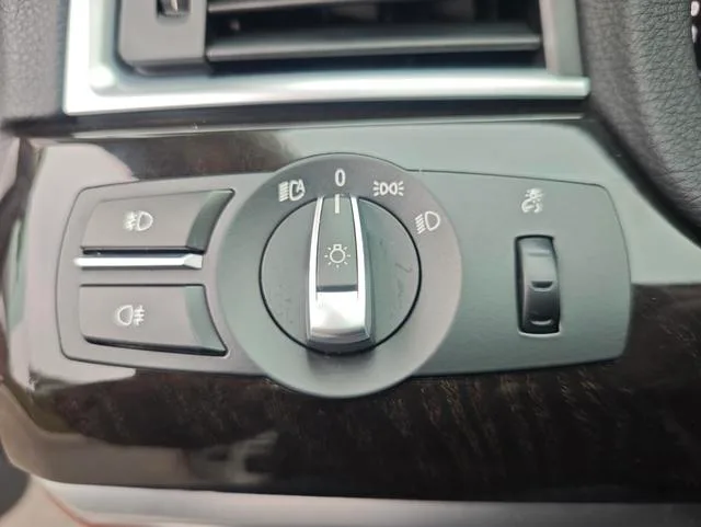 BMW 5 Series GT 2015 528i Líder interior foto 12 BMW 5 Series GT 2015 528i Líder interior foto 12