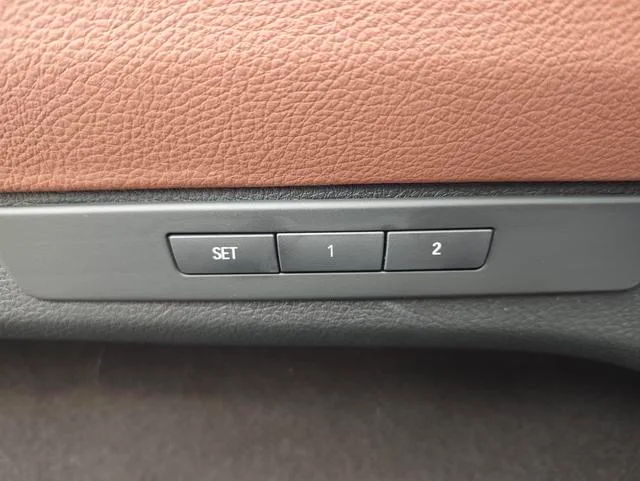 BMW 5 Series GT 2015 528i Líder interior foto 14 BMW 5 Series GT 2015 528i Líder interior foto 14