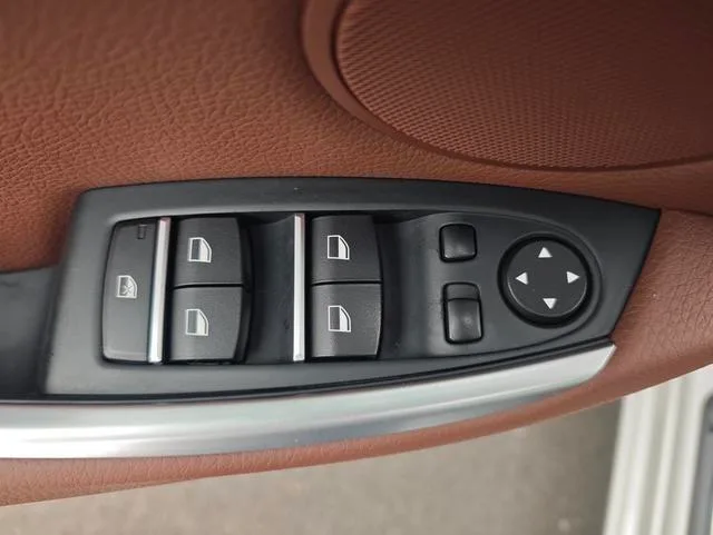 BMW 5 Series GT 2015 528i Líder interior foto 17 BMW 5 Series GT 2015 528i Líder interior foto 17
