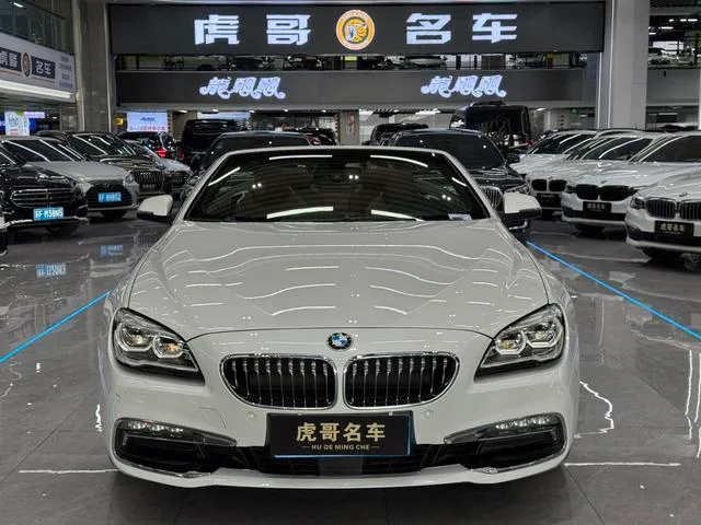 BMW 6 Series 2016 640i Coupé convertible exterior foto 2 BMW 6 Series 2016 640i Coupé convertible exterior foto 2