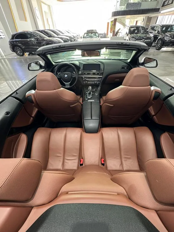 BMW 6 Series 2016 640i Coupé convertible interior foto 10 BMW 6 Series 2016 640i Coupé convertible interior foto 10
