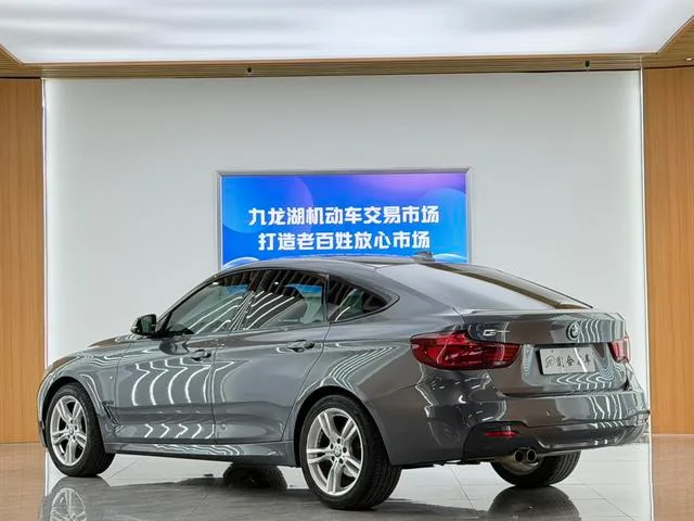 BMW 3 Series GT 2019 320i M Conjunto deportivo exterior foto 8 BMW 3 Series GT 2019 320i M Conjunto deportivo exterior foto 8