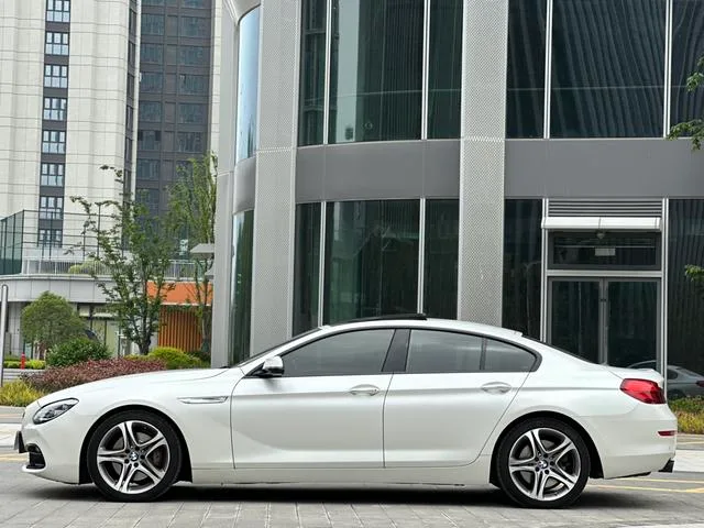 BMW 6 Series 2016 640i Gran Coupe exterior foto 4 BMW 6 Series 2016 640i Gran Coupe exterior foto 4