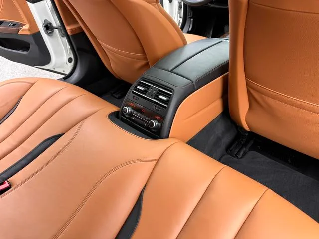 BMW 6 Series 2016 640i Gran Coupe interior foto 15 BMW 6 Series 2016 640i Gran Coupe interior foto 15