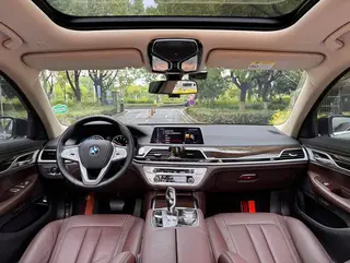 BMW 7 Series 2018 730Li Leading Type Excellence Set exterior photo 4 BMW 7 Series 2018 730Li Leading Type Excellence Set exterior photo 4
