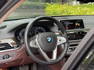 BMW 7 Series 2018 730Li Leading Type Excellence Set interior photo 18 BMW 7 Series 2018 730Li Leading Type Excellence Set interior photo 18