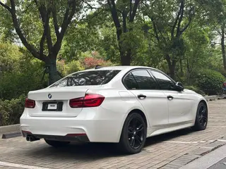 BMW 3 Series 2019 320i M Sports Obsidian Night Edition exterior photo 4 BMW 3 Series 2019 320i M Sports Obsidian Night Edition exterior photo 4