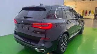 BMW X5 2022 Restyling xDrive 30Li Premium Class M Sports suit interior photo 20 BMW X5 2022 Restyling xDrive 30Li Premium Class M Sports suit interior photo 20
