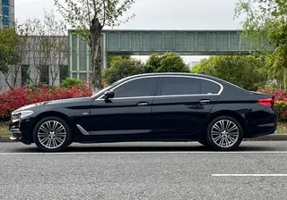 BMW 5 Series 2018 530Li Premium Class Luxury Set exterior photo 5 BMW 5 Series 2018 530Li Premium Class Luxury Set exterior photo 5