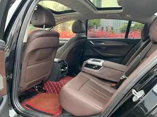 BMW 5 Series 2018 530Li Premium Class Luxury Set exterior photo 8 BMW 5 Series 2018 530Li Premium Class Luxury Set exterior photo 8