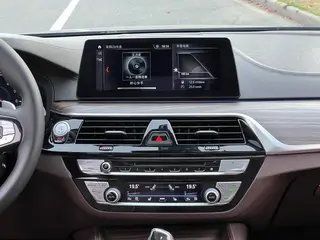 BMW 5 Series 2018 530Li Premium Class Luxury Set interior photo 13 BMW 5 Series 2018 530Li Premium Class Luxury Set interior photo 13