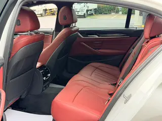BMW 5 Series 2018 Restyling 530Li Leading Type M Sports suit interior photo 9 BMW 5 Series 2018 Restyling 530Li Leading Type M Sports suit interior photo 9
