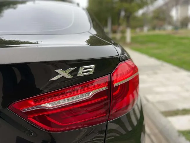 BMW X6 2017 xDrive35i Leading Type exterior photo 8 BMW X6 2017 xDrive35i Leading Type exterior photo 8