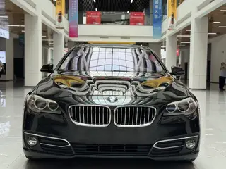 BMW 5 Series 2017 525Li Set de diseño de lujo exterior foto 2 BMW 5 Series 2017 525Li Set de diseño de lujo exterior foto 2