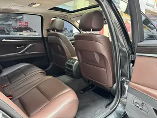 BMW 5 Series 2017 525Li Set de diseño de lujo interior foto 19 BMW 5 Series 2017 525Li Set de diseño de lujo interior foto 19