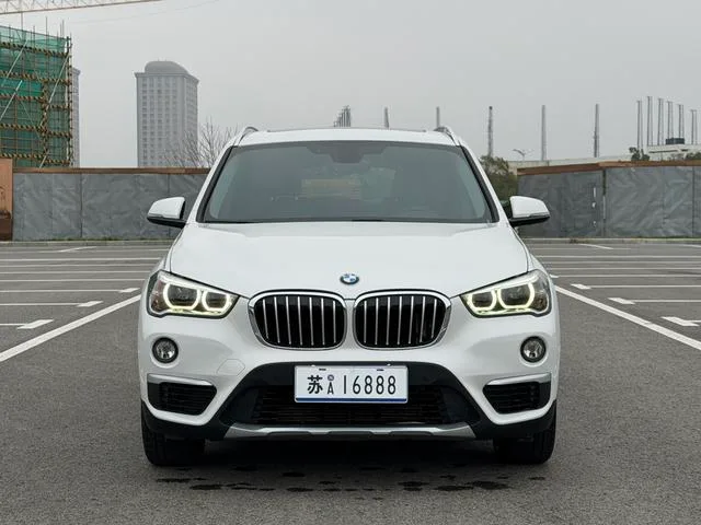 BMW X1 2019 sDrive18Li Premium Class exterior photo 2 BMW X1 2019 sDrive18Li Premium Class exterior photo 2