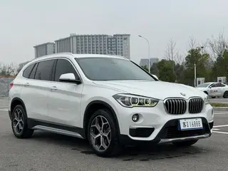 BMW X1 2019 sDrive18Li Premium Class exterior photo 3 BMW X1 2019 sDrive18Li Premium Class exterior photo 3