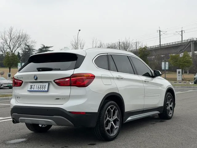 BMW X1 2019 sDrive18Li Premium Class exterior photo 7 BMW X1 2019 sDrive18Li Premium Class exterior photo 7