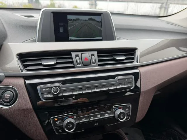 BMW X1 2019 sDrive18Li Premium Class interior photo 17 BMW X1 2019 sDrive18Li Premium Class interior photo 17