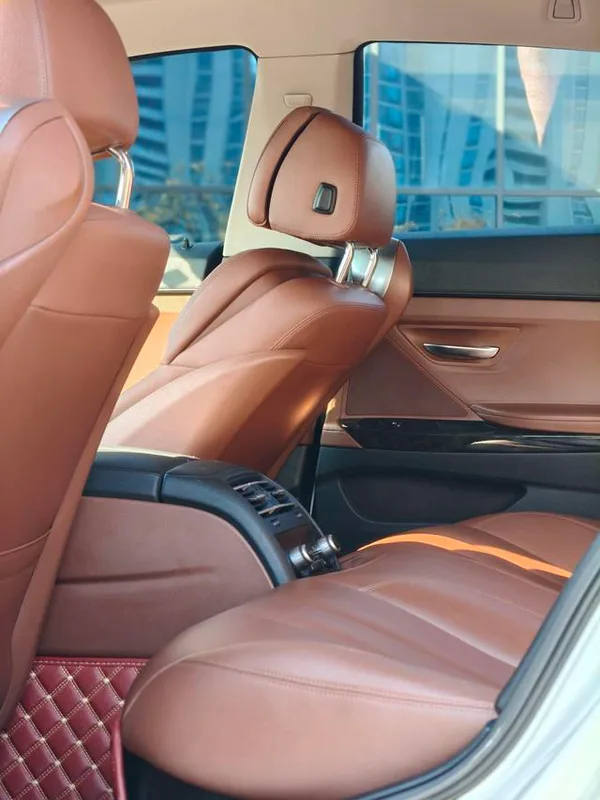 BMW 6 Series 2013 Reforma 640i Gran Coupe interior foto 7 BMW 6 Series 2013 Reforma 640i Gran Coupe interior foto 7