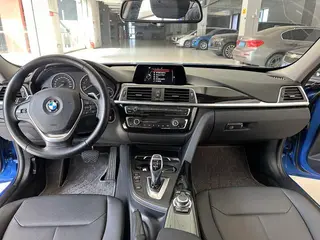BMW 3 Series 2017 320Li M Sporty exterior photo 6 BMW 3 Series 2017 320Li M Sporty exterior photo 6