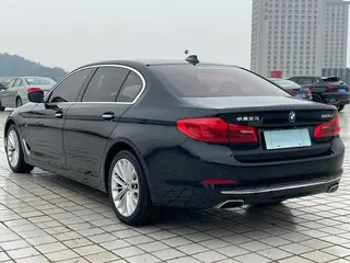 BMW 5 Series 2018 525Li Traje de lujo exterior foto 4 BMW 5 Series 2018 525Li Traje de lujo exterior foto 4