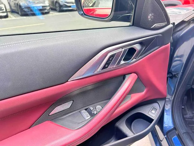 BMW 4 Series 2021 430i M Sports Night Suit interior photo 8 BMW 4 Series 2021 430i M Sports Night Suit interior photo 8