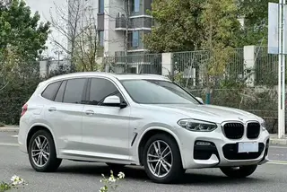 BMW X3 2019 xDrive28i M Sports suit exterior photo 3 BMW X3 2019 xDrive28i M Sports suit exterior photo 3