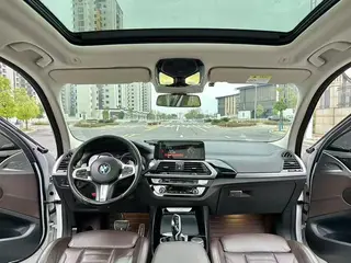 BMW X3 2019 xDrive28i M Sports suit interior photo 6 BMW X3 2019 xDrive28i M Sports suit interior photo 6
