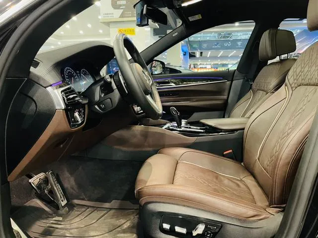 BMW 6 Series GT 2019 630i M Sports Grand Traveler Edition exterior photo 3 BMW 6 Series GT 2019 630i M Sports Grand Traveler Edition exterior photo 3