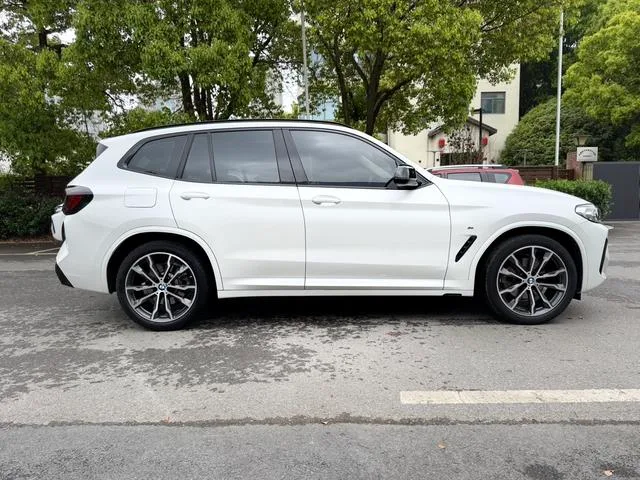 BMW X3 2022 xDrive30i Líder M Traje de noche Yao interior foto 16 BMW X3 2022 xDrive30i Líder M Traje de noche Yao interior foto 16
