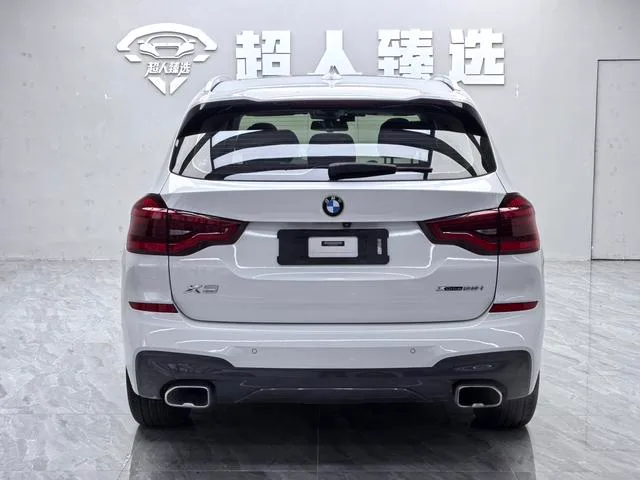 BMW X3 2020 xDrive28i M Ensemble de sport extérieur photo 4 BMW X3 2020 xDrive28i M Ensemble de sport extérieur photo 4