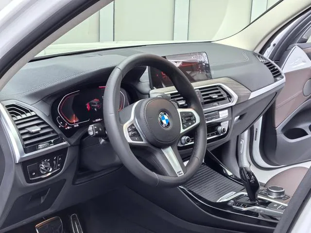 BMW X3 2020 xDrive28i M Ensemble de sport intérieur photo 16 BMW X3 2020 xDrive28i M Ensemble de sport intérieur photo 16