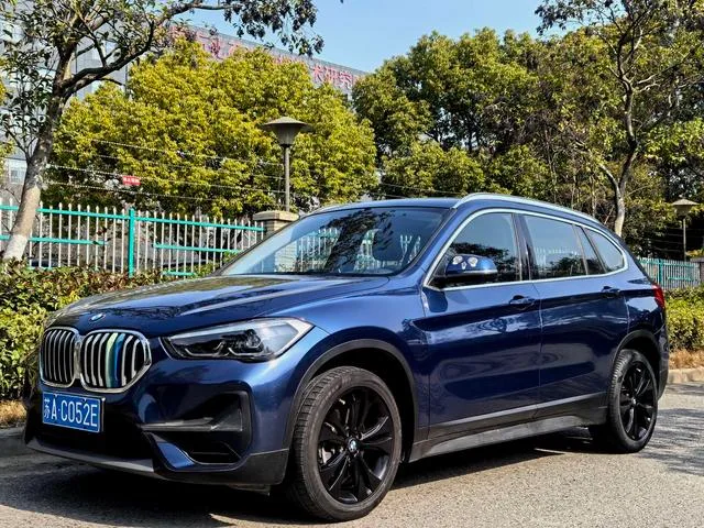BMW X1 2020 sDrive20Li Estilo de moda exterior foto 1 BMW X1 2020 sDrive20Li Estilo de moda exterior foto 1
