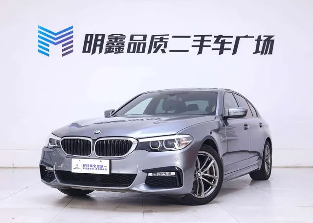 BMW 5 Series 2018 525i M Sports suit exterior photo 1 BMW 5 Series 2018 525i M Sports suit exterior photo 1