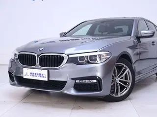 BMW 5 Series 2018 525i M Sports suit exterior photo 4 BMW 5 Series 2018 525i M Sports suit exterior photo 4