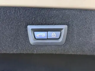 BMW 7 Series 2019 730Li M Conjunto deportivo interior foto 10 BMW 7 Series 2019 730Li M Conjunto deportivo interior foto 10