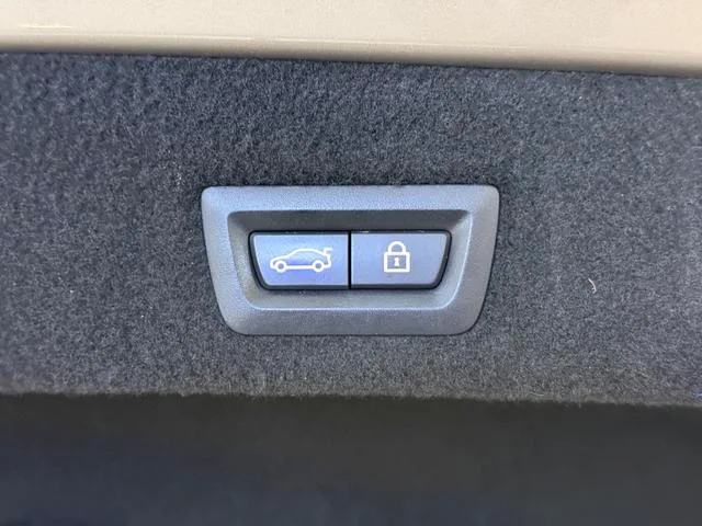 BMW 7 Series 2019 730Li M Conjunto deportivo interior foto 10 BMW 7 Series 2019 730Li M Conjunto deportivo interior foto 10