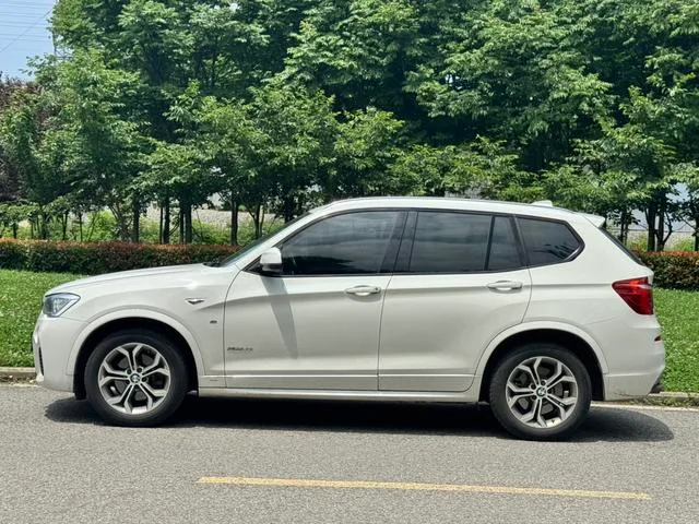 BMW X3 2016 xDrive20i M Sporty exterior photo 4 BMW X3 2016 xDrive20i M Sporty exterior photo 4
