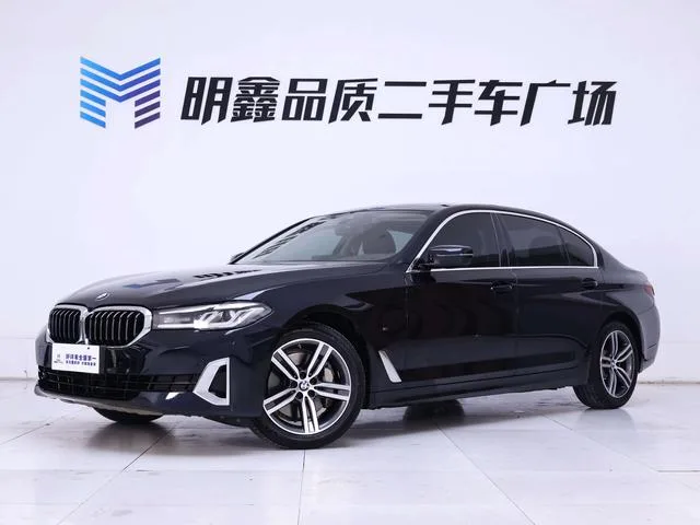 BMW 5 Series 2021 530Li Leading Type Luxury Set exterior photo 3 BMW 5 Series 2021 530Li Leading Type Luxury Set exterior photo 3