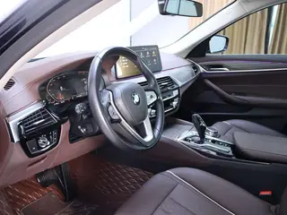 BMW 5 Series 2021 530Li Leading Type Luxury Set interior photo 12 BMW 5 Series 2021 530Li Leading Type Luxury Set interior photo 12