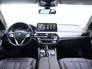 BMW 5 Series 2021 530Li Leading Type Luxury Set interior photo 19 BMW 5 Series 2021 530Li Leading Type Luxury Set interior photo 19