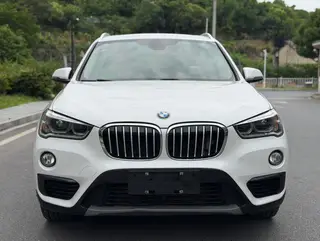 BMW X1 2018 sDrive20Li Leading Type exterior photo 2 BMW X1 2018 sDrive20Li Leading Type exterior photo 2