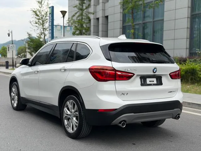 BMW X1 2018 sDrive20Li Leading Type interior photo 11 BMW X1 2018 sDrive20Li Leading Type interior photo 11