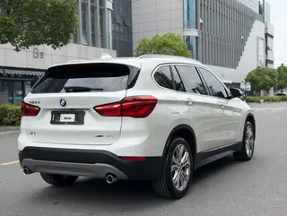 BMW X1 2018 sDrive20Li Leading Type interior photo 13 BMW X1 2018 sDrive20Li Leading Type interior photo 13
