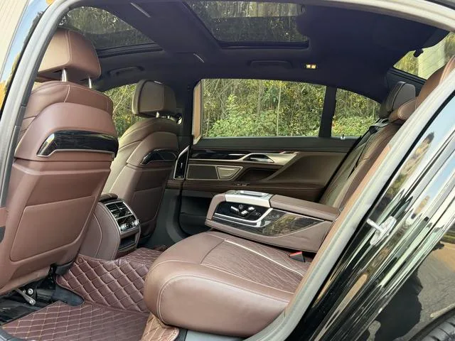BMW 7 Series 2019 Модификация 740Li Лидирующий M Спортивный костюм экстерьер фото 7 BMW 7 Series 2019 Модификация 740Li Лидирующий M Спортивный костюм экстерьер фото 7