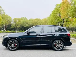 BMW X3 2022 xDrive30i Leading Type M Obsidian Night Suit interior photo 12 BMW X3 2022 xDrive30i Leading Type M Obsidian Night Suit interior photo 12