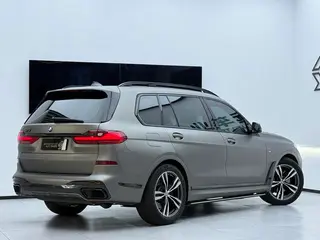 BMW X7 2020 xDrive40i Tipo de lujo M Conjunto deportivo exterior foto 3 BMW X7 2020 xDrive40i Tipo de lujo M Conjunto deportivo exterior foto 3