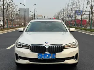 BMW 5 Series 2021 525Li Traje de lujo exterior foto 2 BMW 5 Series 2021 525Li Traje de lujo exterior foto 2